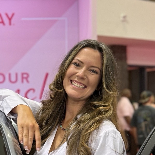 Kaitlyn Stinespring, Independent Mary Kay Beauty Consultant in Lynchburg VA